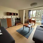 2-pokojowe Przy Molo Z Balkonami דירה *