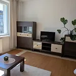 2-pokojowe Przy Molo Z Balkonami דירה גדינייה